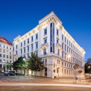 Pobyt přímo v centru Brna: Luxusní Hotel Barceló Palace ***** se snídaněmi, saunou a fitness centrem
