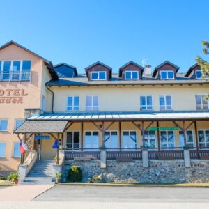 CHKO Český les na Plzeňsku: Horský Hotel Sádek *** s polopenzí a privátním wellness s vířivkou a infrasaunou