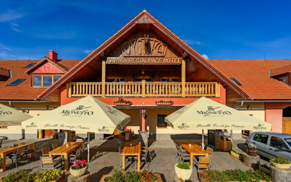 Jizerské hory: Pobyt v Hotelu Farma Vysoká *** se snídaní či polopenzí, privátním wellness a vyžitím pro děti
