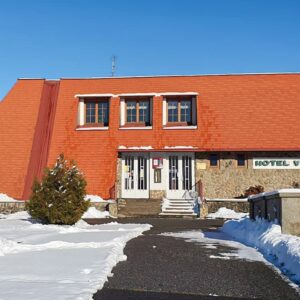 Národní park Šumava u ski areálů v Hotelu Vintíř se snídaní či polopenzí, vínem a vstupem do Horské synagogy