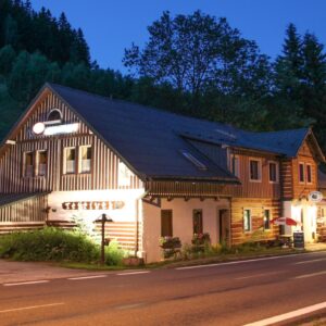 Krkonoše: Pobyt v Peci pod Sněžkou jen 800 m od sjezdovky a v obležení atrakcí v Hotelu Tetřívek s polopenzí