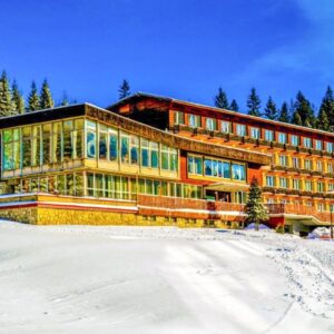 Belianské Tatry: Pobyt v Hotelu Magura s polopenzí, vstupem do wellness a dětským světem + sportovní vyžití