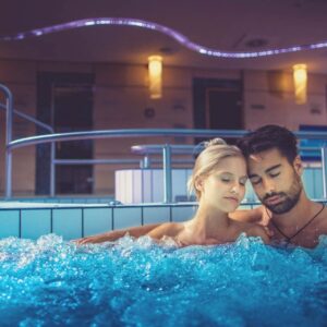 Pobyt u lázní Bük v Hotelu Írottkő *** s polopenzí, obědem, neomezeným wellness centrem a 50% slevou na masáž