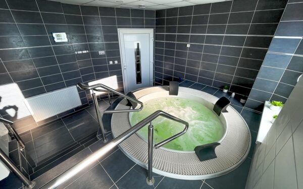 Pobyt u Litovelského Pomoraví a Olomouce: Hotel Aldo *** se snídaní a wellness + bowling a kulečník
