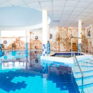 Zalakaros u lázní: Hotel Venus ***+ s polopenzí a vstupem do wellness s bazény i saunami + voucher na masáž