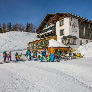 Rakouské Alpy v českém Hotelu Alpen Arnika *** s polopenzí, obědovým balíčkem na výlet, vínem a saunou