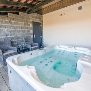 Křivoklátsko: Hotel Jesenice *** s polopenzí či all inclusive s alko i nealko nápoji + 50% sleva na procedury