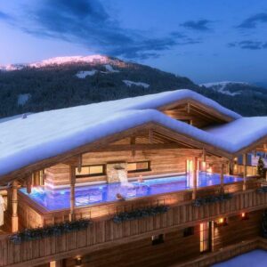 Tyrolsko: Boutique Hotel Die Alpbacherin s rozšířenou polopenzí, drinkem a neomezeným wellness a fitness