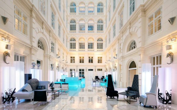 Pobyt přímo v historickém centru Brna: Luxusní Hotel Barceló Palace ***** se snídaněmi a 24h fitness centrem