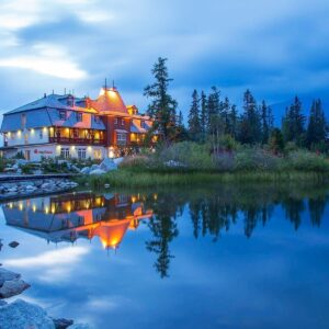 Štrbské pleso ve vyhlášeném Hotelu Solisko **** s polopenzí, neomezeným wellness a vstupem na Věž snů + drink