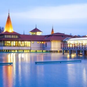 Hévíz jen 800 metrů od termálního jezera: Hotel Ágnes *** s neomezeným wellness, masáží a snídaní + slevy