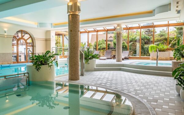 Polské Orlické hory u hranic s Českem ve Vital & SPA Resortu Szarotka *** se snídaněmi/polopenzí a wellness