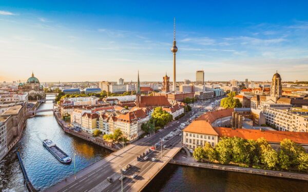 Německo: Pobyt v centru hlavního města u památek v Hotelu Park Plaza Berlin **** se snídaněmi formou bufetu