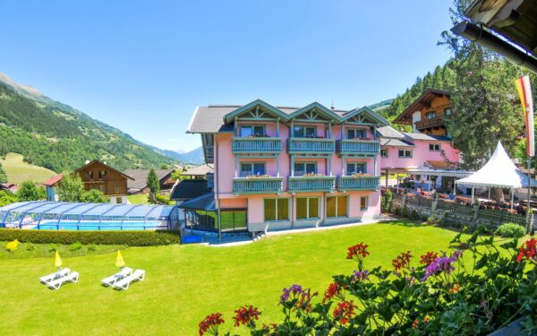 Rakouské Alpy v Hotelu Margarethenbad **** s polopenzí, neomezeným wellness s vířivkou a slevou na procedury