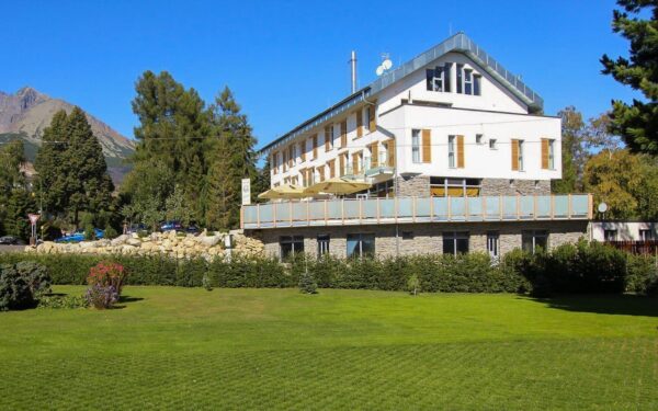 Vysoké Tatry pod Lomnickým štítem: Apartmány Belveder se snídaní/polopenzí, wellness a pivní degustací + sleva