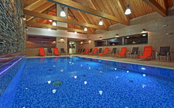Beskydy: Hotelu Bauer *** s polopenzí, wellness (bazén, vířivka, 3 sauny) a slevovou kartou + herna