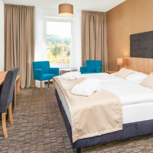 Mariánské Lázně ve Spa Hotelu Děvín ***superior s polopenzí, saunou, vstupem do bazénu a až 2 procedurami