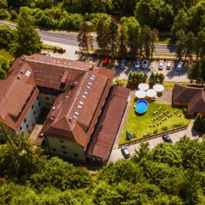 Polské Beskydy u českých hranic v Hotelu Vestina *** se snídaní nebo polopenzí a wellness + pestré vyžití