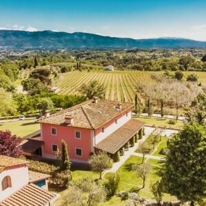 Toskánsko uprostřed vinic v Agriturismo Relais Campiglioni *** s bazény, vířivkou, degustací vína a snídaní