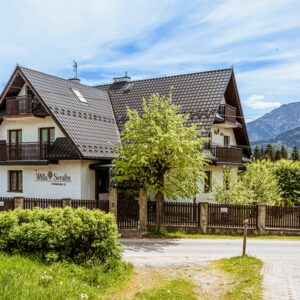 Tatry u Zakopaného: Pobyt ve Wille Serafin *** se snídaní a bohatým vyžitím (stolní tenis, kulečník, zahrada)