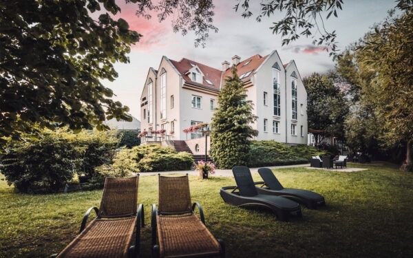 Mosonmagyaróvár: Víkend u termálů v Hotelu Lajta Park **** s polopenzí, neomezeným wellness a vstupem do lázní