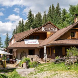 Nízké Tatry: Demänovská dolina nedaleko jeskyní v nejvýše položené horské Chatě Koliesko s polopenzí + drink