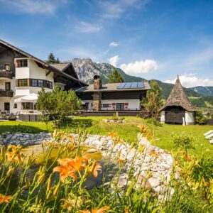 Štýrsko: Hotel Landhaus St. Georg **** se slovenským personálem, snídaní/polopenzí + neomezeným wellness