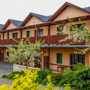 Bogács u národního parku Bukové hory a Egeru: Pobyt v Bianka Apartman se vstupenkou do lázní + překvapení