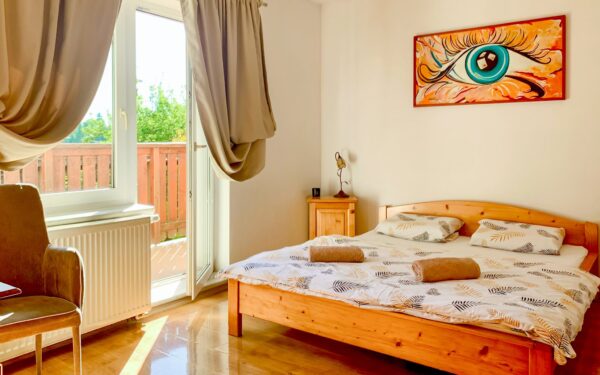Pobyt ve Vysokých Tatrách u ski areálů: Poprad v Penzionu Aqualand se snídaní + sauna, včelí terapie a slevy