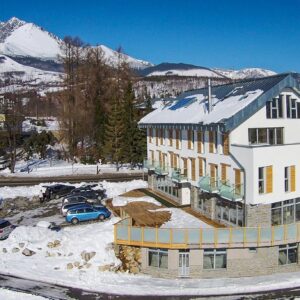Vysoké Tatry 800 m od ski areálu: Apartmány Belveder se snídaní/polopenzí, wellness a pivní degustací + sleva