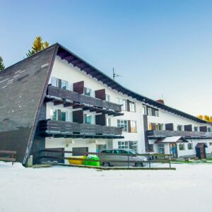 Beskydy u ski areálů a stezky v oblacích: Hotel Bečva se snídaněmi formou bufetu a vyžitím – stolní fotbal