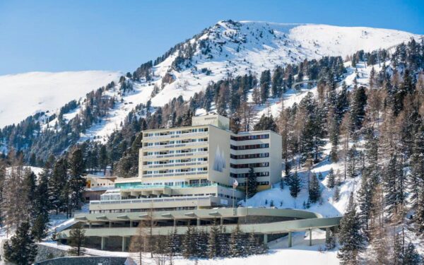 Rakouské Korutany (1 800 m n. m.) ve 4* Panorama Hotelu Turracher Höhe s wellness, animacemi a polopenzí