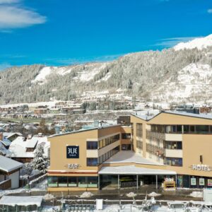 Rakouské Alpy 50 m od vleku v Hotelu TUI BLUE Schladming *** s polopenzí a 3 saunami (finskou, infra a parní)