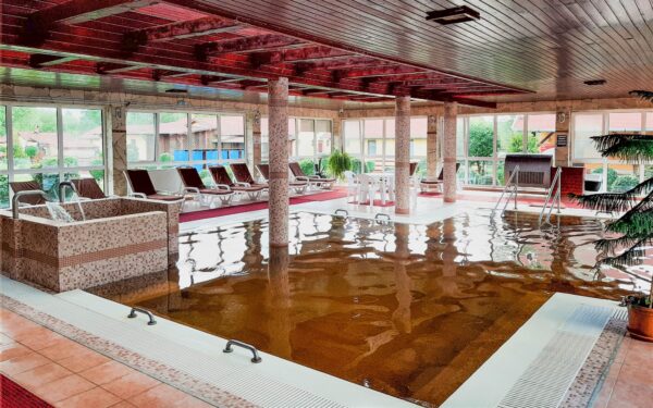 Maďarsko: Ligetalja Termál Hotel *** s polopenzí + neomezený vstup do termálních lázní a wellness se saunami