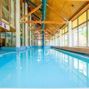 Slovinsko 100 m od jezera Bohinj: Hotel Jezero **** se snídaní/polopenzí, bazénem a saunou + blízký skiareál
