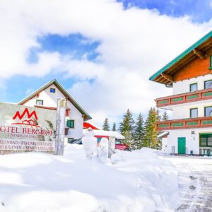 Rakousko v blízkosti ski areálů: Hotel Berghof Mitterberg *** s polopenzí, wellness, sportem a skibusem