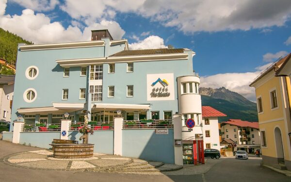 Rakousko: Tyrolsko v Hotelu Tia Monte s polopenzí, neomezeným wellness (3 sauny), fitness a slevovou kartou