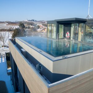 Rakousko: Vinařská oblast Weinviertel v Hotelu Althof Retz **** s polopenzí a wellness se saunami + degustace