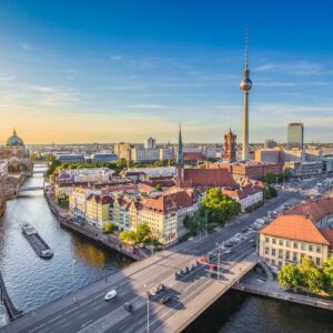 Berlín v blízkosti zoo a centra v Hotelu Q! Berlin **** se snídaněmi a vstupem do wellness centra se saunami