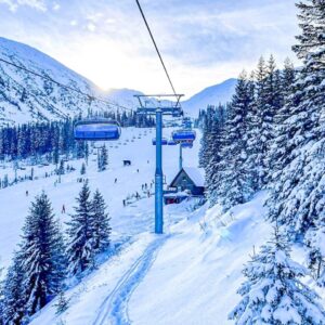 Slovensko u ski areálů: Orava v moderních Apartmánech Kamenec se snídaněmi formou bufetu + slevy na atrakce