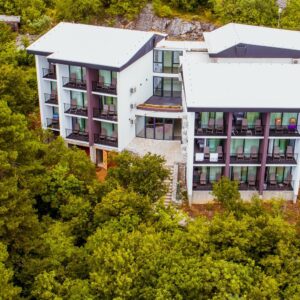 Chorvatsko: Crikvenica 650 m od moře v Resortu Ad Turres *** s polopenzí a bazénem + děti do 12 let zdarma