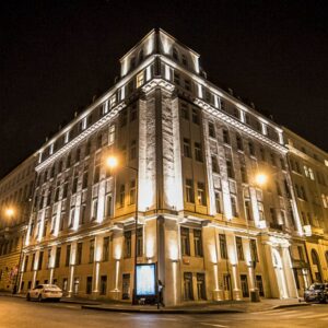 Praha přímo v centru: Hotel The Gold Bank **** se snídaněmi a láhví vína + brzký check-in/pozdní check-out