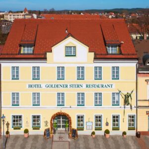Rakousko u hranic, lázní a přírodních parků: Stern Hotel & Restaurant **** se 3 saunami + welcome drink a víno
