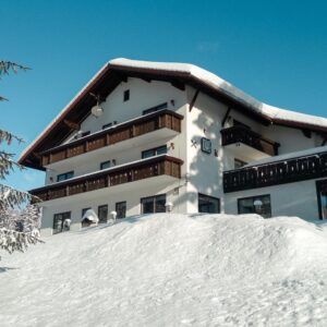 Bavorsko a Šumava: Penzion Šumaváček u českých a bavorského skiareálu se snídaní nebo polopenzí a kuželkami