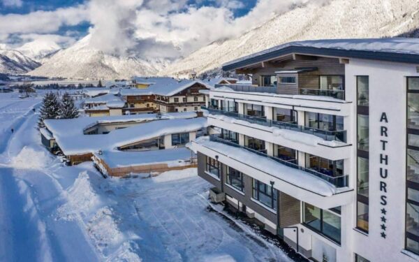 Pobyt u jezera a jen několik km od ski areálu v Arthur's Hotel am Achensee **** se snídaní a slevovou kartou