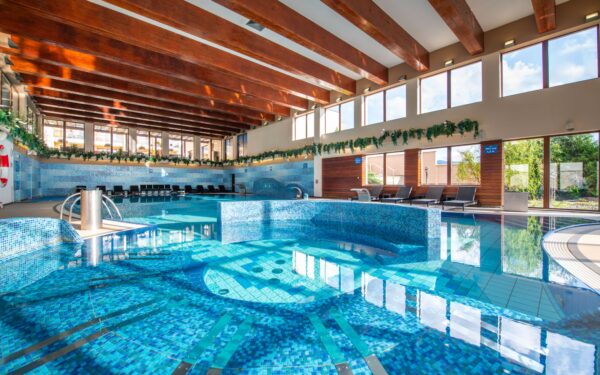Rajecké Teplice jen 650 m od lázní: Wellness Hotel Diplomat **** s polopenzí, bazénem, vířivkou a saunami