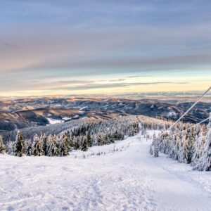 Beskydy jen 3,4 km od skiareálu: Horní Bečva v Penzionu Staré časy se snídaní či polopenzí a privátní vířivkou