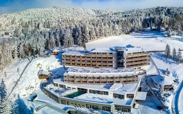 Wellness pobyt u alpských skiareálů: Tyrolsko v NIDUM Casual Luxury Hotelu s polopenzí + vnitřní bazén a sauny