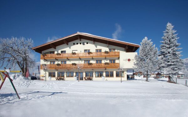 Salcbursko 8 km od ski areálů v Hotelu Saliter Hof **** s polopenzí, wellness se 4 druhy saun a lekcemi jógy