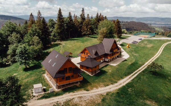 NP Velká Fatra u Turčianských Teplic: Penzion Kráľov dvor s polopenzí a wellness (vířivka, 3 sauny) + vyžití